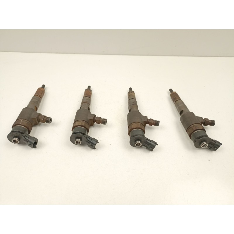 Recambio de inyectores juego para peugeot 207/207+ (wa_, wc_) 1.4 hdi referencia OEM IAM 1980K2 0445110252 