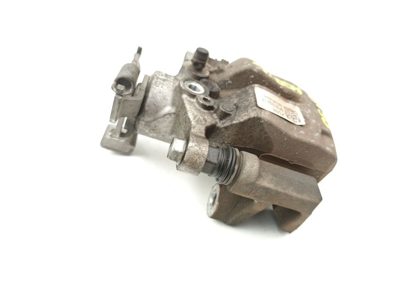 Recambio de pinza freno trasera derecha para hyundai i30 station wagon (pde) 1.6 crdi referencia OEM IAM 58230G4300  