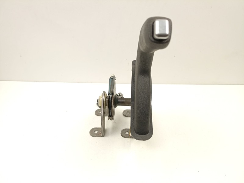 Recambio de palanca freno de mano para hyundai i30 station wagon (pde) 1.6 crdi referencia OEM IAM 59710G3100  