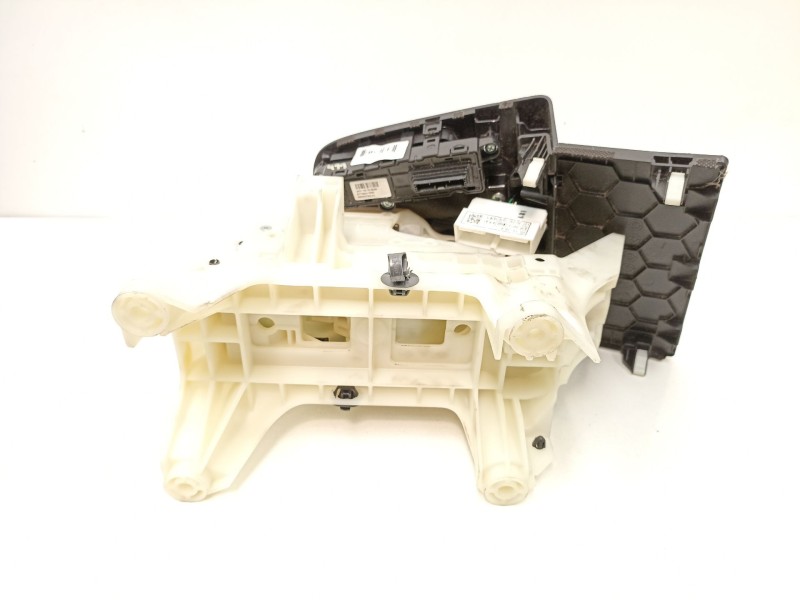 Recambio de palanca cambio automatico para hyundai kona ( os,ose,osi ) 1.6 gdi hybrid referencia OEM IAM 46700J9200  