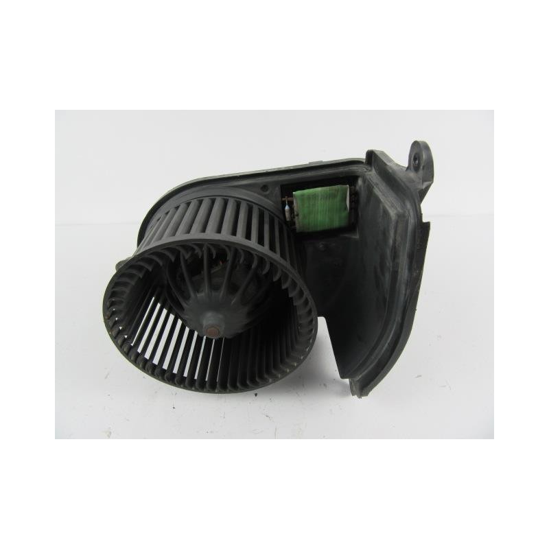 Recambio de motor calefaccion : renault clio : 1.1 g [2001] para renault clio 1.1 g referencia OEM IAM CONRESISTENCIA  