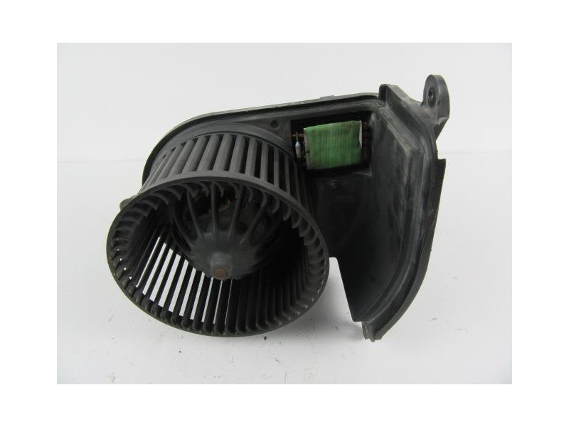 Recambio de motor calefaccion : renault clio : 1.1 g [2001] para renault clio 1.1 g referencia OEM IAM CONRESISTENCIA  