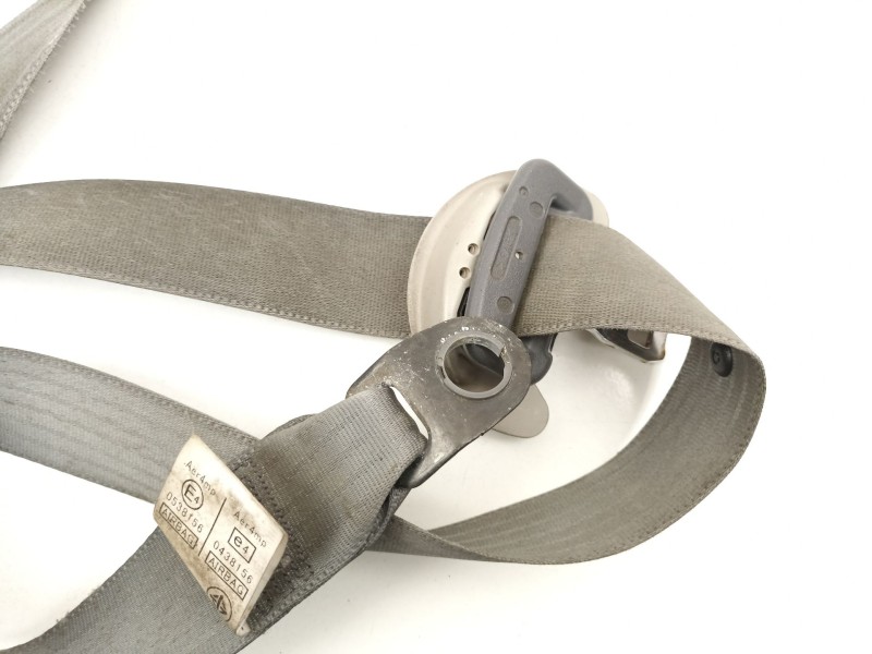 Recambio de cinturon seguridad delantero izquierdo para toyota prius zvw30 prius advance referencia OEM IAM 7322047111B0  