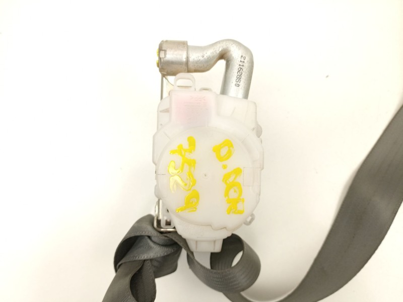 Recambio de cinturon seguridad delantero derecho para toyota prius zvw30 prius advance referencia OEM IAM 7321047141B1  