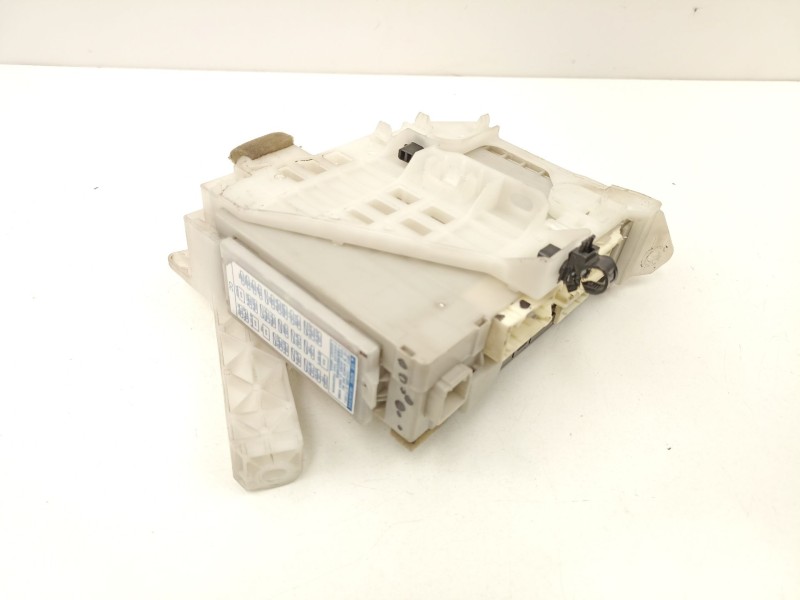 Recambio de bsi para toyota prius zvw30 prius advance referencia OEM IAM 8273047451  8922147110