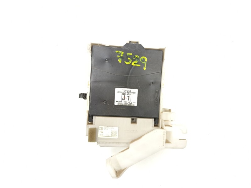 Recambio de bsi para toyota prius zvw30 prius advance referencia OEM IAM 8273047451  8922147110