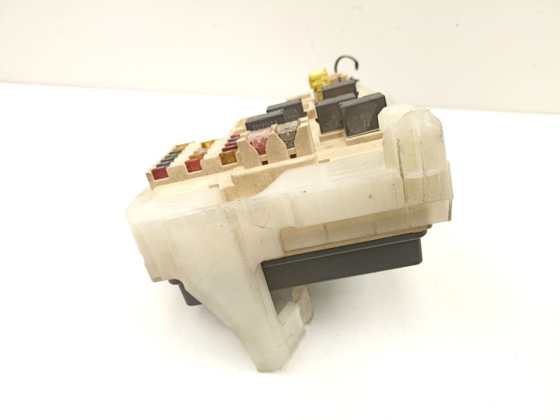 Recambio de bsi para toyota prius (nhw11) 1.5 16v cat referencia OEM IAM 8273047030  