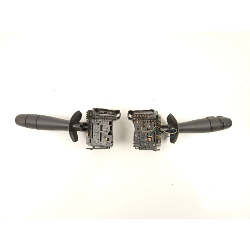 Recambio de mando luces y limpias para renault master ii furgoneta (fd) 2.5 dci referencia OEM IAM 8200251704  