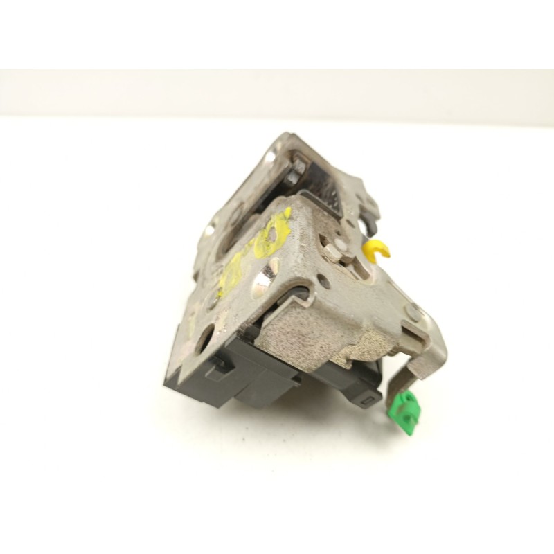 Recambio de cerradura puerta delantera derecha para renault master ii furgoneta (fd) 2.5 dci referencia OEM IAM 8200147150  