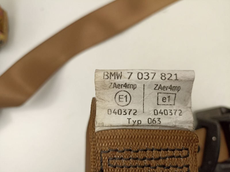 Recambio de cinturon seguridad delantero izquierdo para bmw 7 (e65, e66, e67) 745 i, li referencia OEM IAM 7037821  