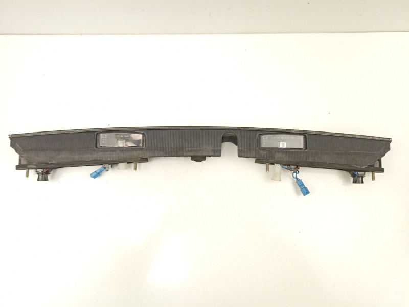 Recambio de piloto trasero central para bmw 7 (e65, e66, e67) 745 i, li referencia OEM IAM 63216908711  