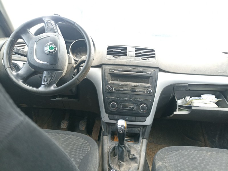 skoda yeti (5l) del año 2009