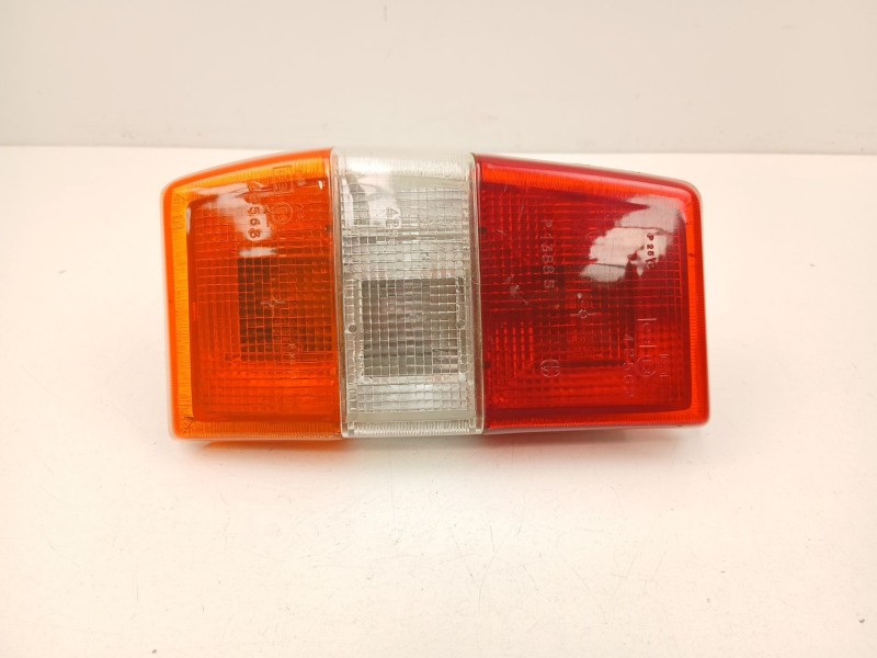 Recambio de piloto trasero izquierdo para ford fiesta ii (fbd) 1.1 (fbd) referencia OEM IAM 84FG13A603AA  