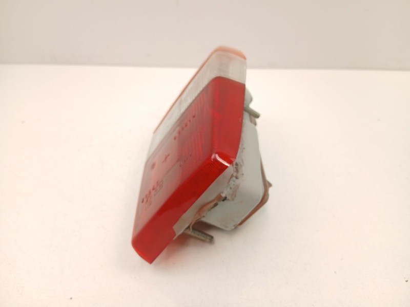 Recambio de piloto trasero izquierdo para ford fiesta ii (fbd) 1.1 (fbd) referencia OEM IAM 84FG13A603AA  