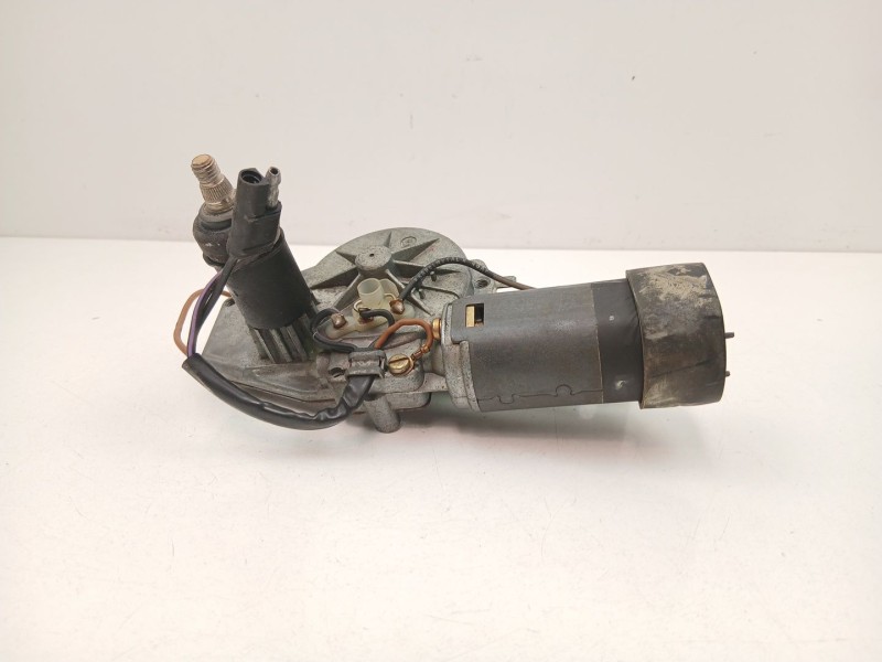 Recambio de motor limpia trasero para ford fiesta ii (fbd) 1.1 (fbd) referencia OEM IAM 84FG17K441A2A  