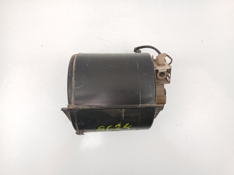 Recambio de motor calefaccion para ford fiesta ii (fbd) 1.1 (fbd) referencia OEM IAM 84FB18527BA  