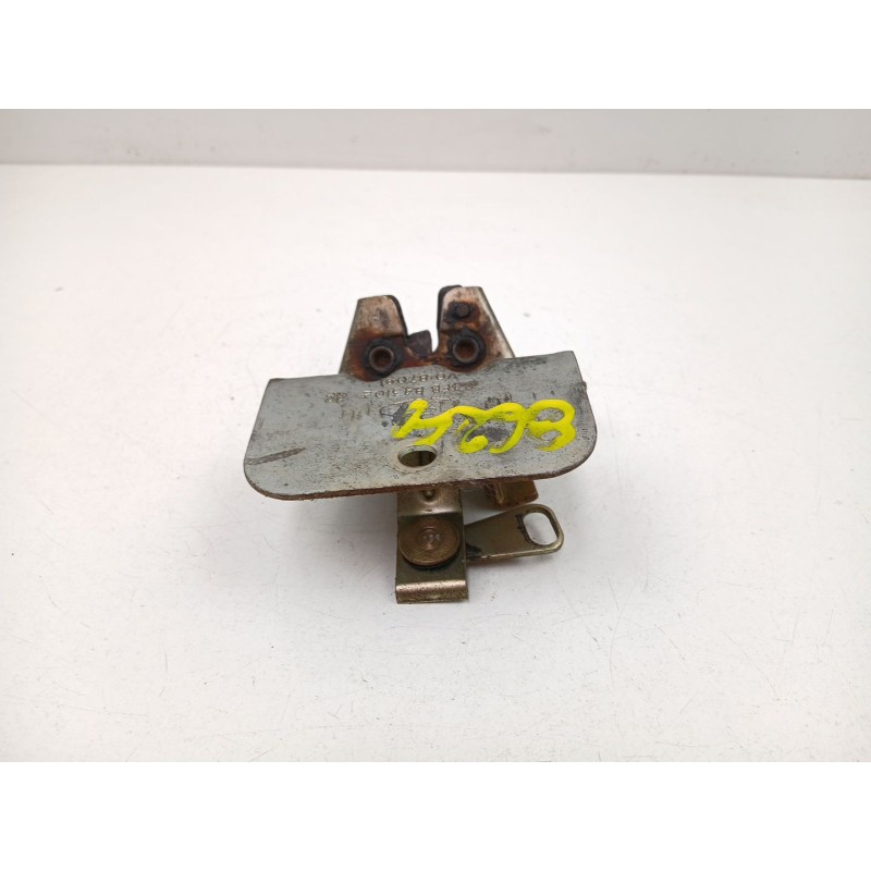 Recambio de cerradura maletero porton para ford fiesta ii (fbd) 1.1 (fbd) referencia OEM IAM 84FBB43102AC  