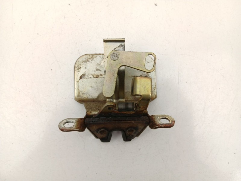 Recambio de cerradura maletero porton para ford fiesta ii (fbd) 1.1 (fbd) referencia OEM IAM 84FBB43102AC  