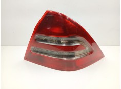 Recambio de piloto trasero derecho para mercedes-benz clase c (w203) c 220 cdi (203.006) referencia OEM IAM A2038200264  