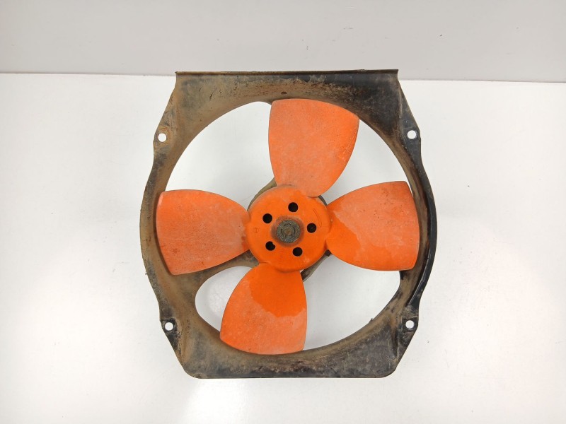 Recambio de electroventilador para ford fiesta ii (fbd) 1.1 (fbd) referencia OEM IAM 77FB8600EA  