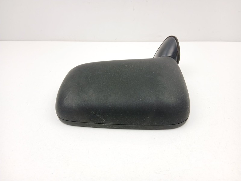 Recambio de retrovisor izquierdo para ford fiesta ii (fbd) 1.1 (fbd) referencia OEM IAM A82SX17K689HA  