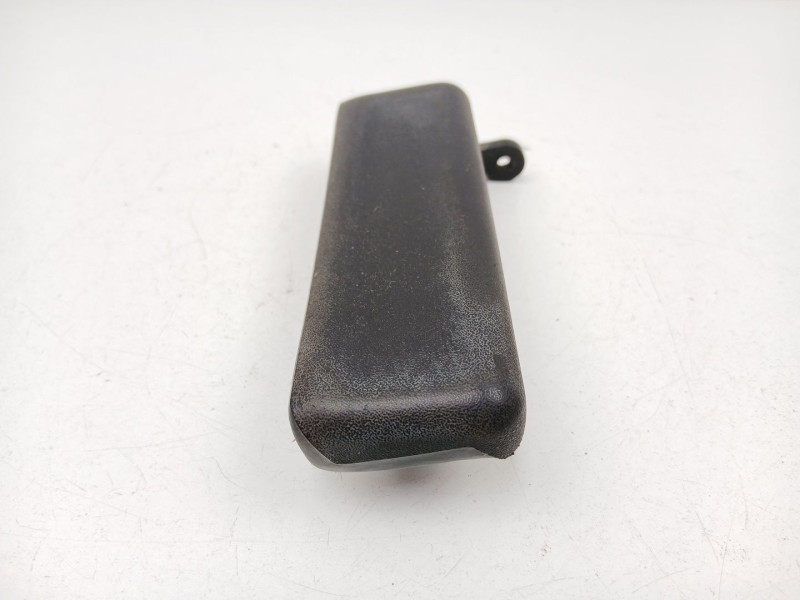 Recambio de manilla delantera derecha para ford fiesta ii (fbd) 1.1 (fbd) referencia OEM IAM 83BBA22400AB  