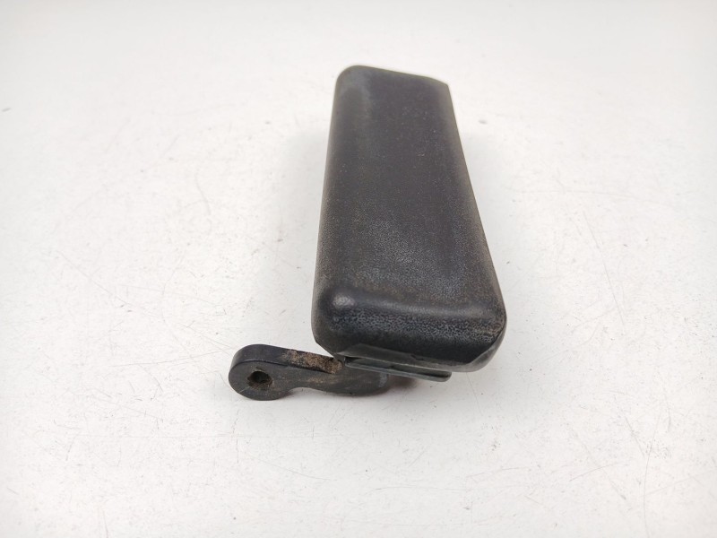 Recambio de manilla delantera derecha para ford fiesta ii (fbd) 1.1 (fbd) referencia OEM IAM 83BBA22400AB  