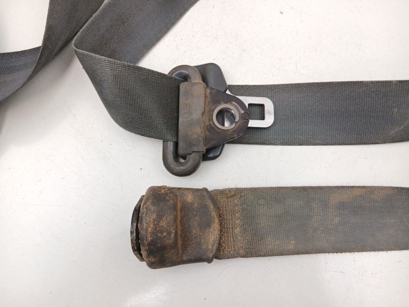 Recambio de cinturon seguridad delantero derecho para ssangyong musso (fj) 2.9 td referencia OEM IAM 7461005130AAC  