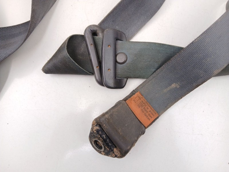 Recambio de cinturon seguridad delantero derecho para ssangyong musso (fj) 2.9 td referencia OEM IAM 7461005130AAC  