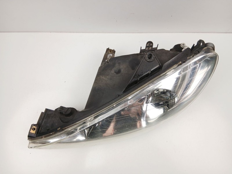 Recambio de faro izquierdo para peugeot 206 hatchback (2a/c) 1.4 hdi eco 70 referencia OEM IAM 9628666880  