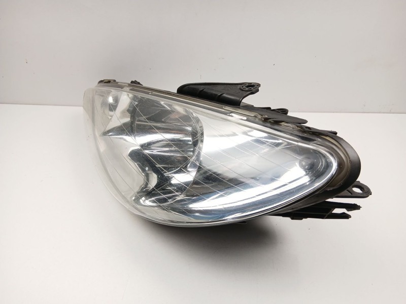 Recambio de faro izquierdo para peugeot 206 hatchback (2a/c) 1.4 hdi eco 70 referencia OEM IAM 9628666880  