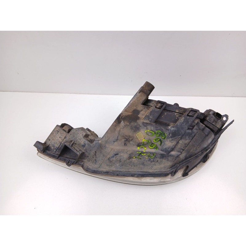 Recambio de faro derecho para peugeot 206 hatchback (2a/c) 1.4 hdi eco 70 referencia OEM IAM 6205S9  