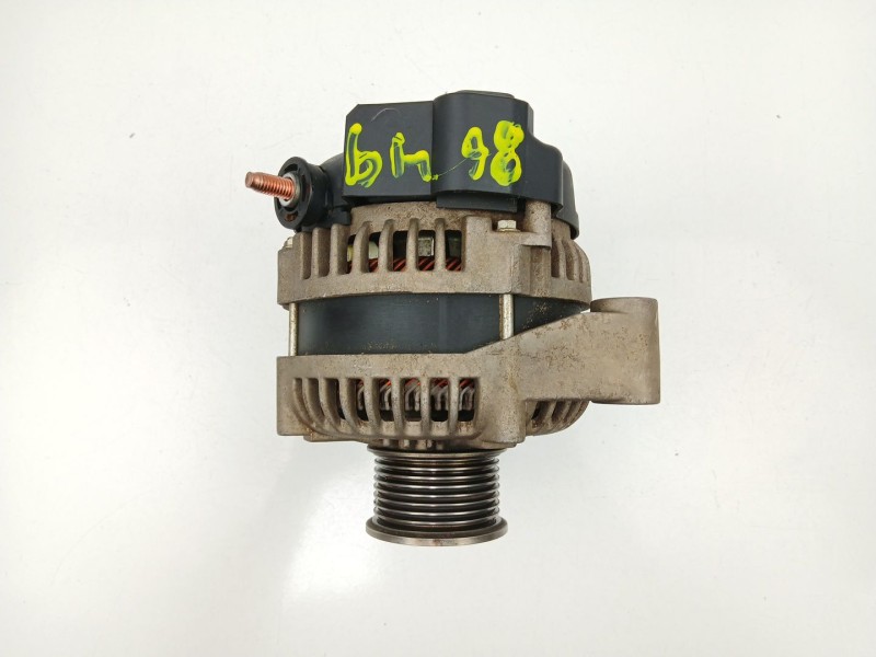 Recambio de alternador para land rover discovery iii (l319) 2.7 td 4x4 referencia OEM IAM YLE500200 AI90061 