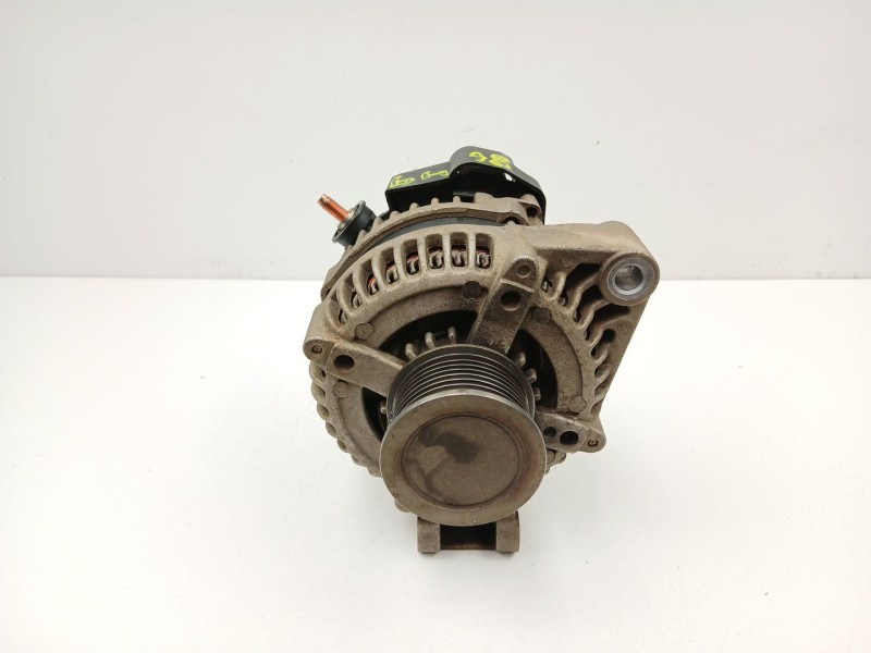 Recambio de alternador para land rover discovery iii (l319) 2.7 td 4x4 referencia OEM IAM YLE500200 AI90061 