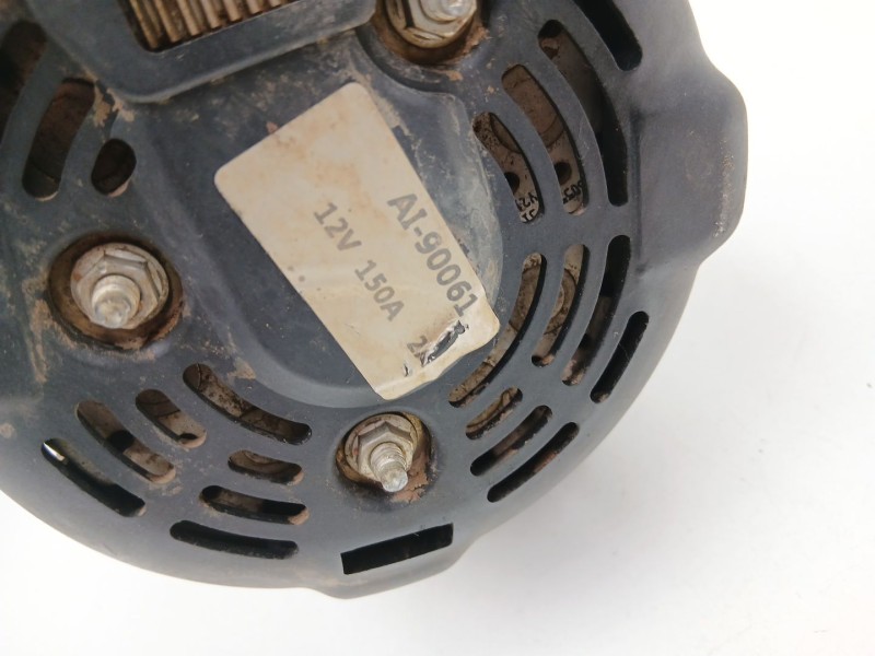 Recambio de alternador para land rover discovery iii (l319) 2.7 td 4x4 referencia OEM IAM YLE500200 AI90061 