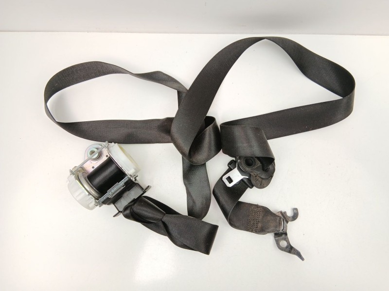 Recambio de cinturon seguridad delantero derecho para bmw 1 (e87) 118 d referencia OEM IAM 72119117220  