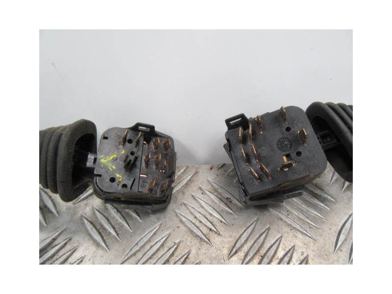 Recambio de mando luces y limpias : opel vectra : 2.0 td ( x20dth ) [1999] para opel vectra 2.0 td ( x20dth ) referencia OEM IAM