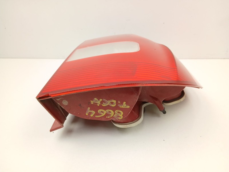 Recambio de piloto trasero derecho para skoda yeti (5l) 2.0 tdi 4x4 referencia OEM IAM 5L0945112  5L0945096