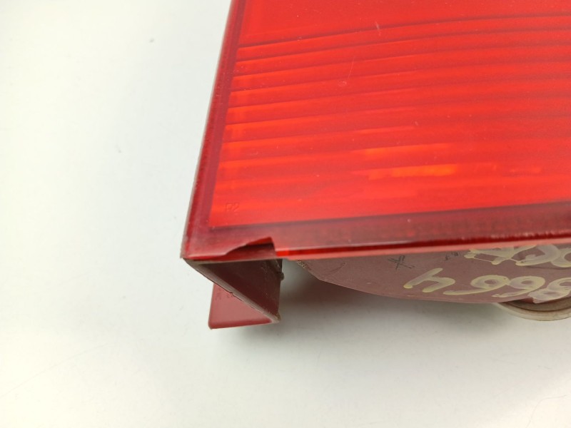 Recambio de piloto trasero derecho para skoda yeti (5l) 2.0 tdi 4x4 referencia OEM IAM 5L0945112  5L0945096