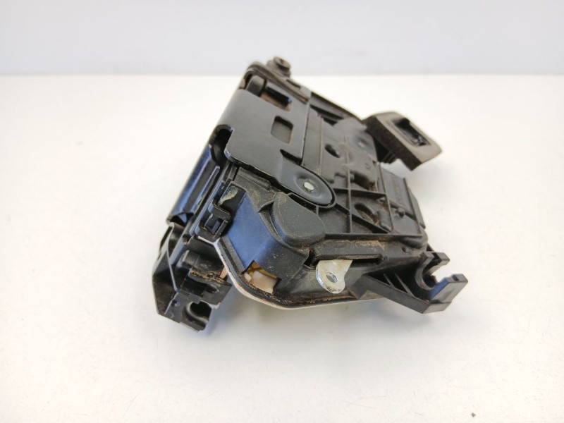 Recambio de cerradura puerta trasera izquierda para skoda yeti (5l) 2.0 tdi 4x4 referencia OEM IAM 5K4839015  