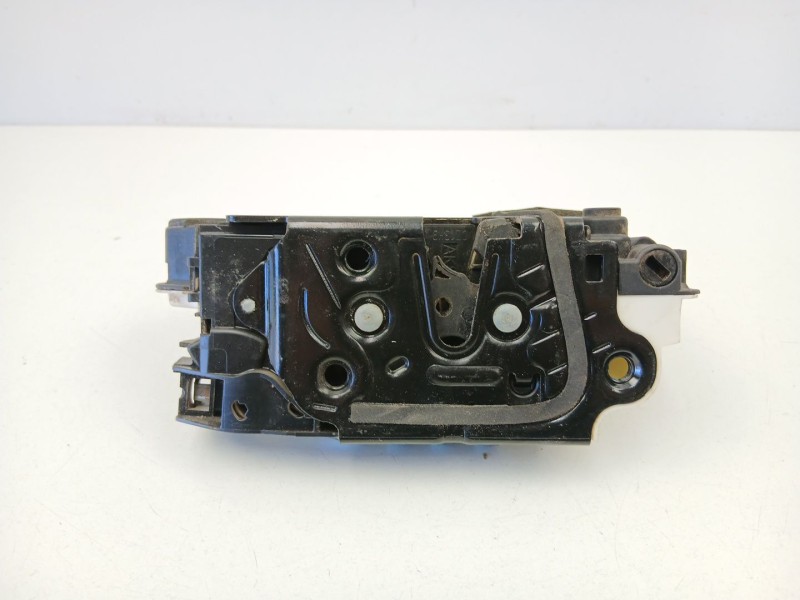 Recambio de cerradura puerta trasera derecha para skoda yeti (5l) 2.0 tdi 4x4 referencia OEM IAM 5K4839016  