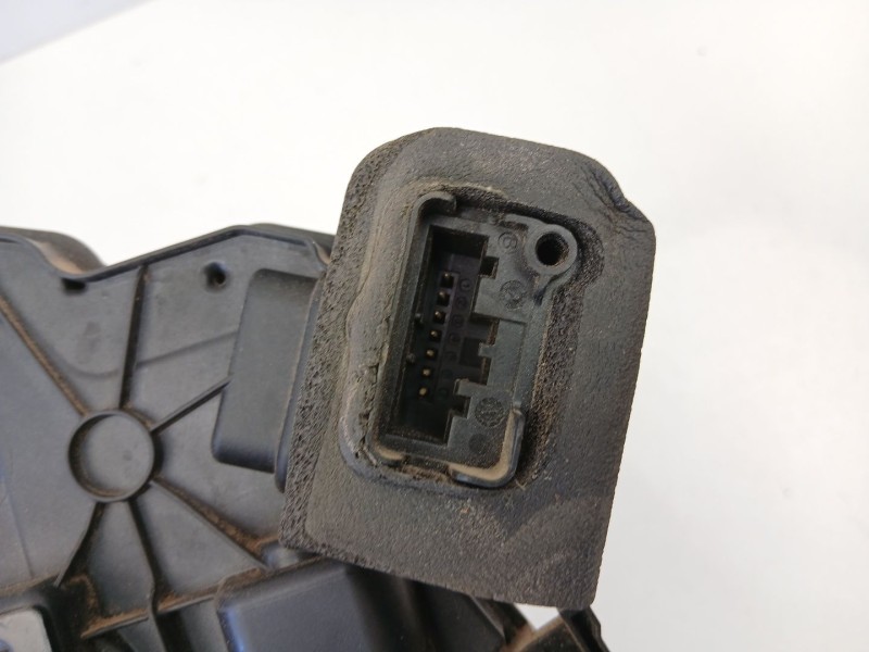 Recambio de cerradura puerta delantera izquierda para skoda yeti (5l) 2.0 tdi 4x4 referencia OEM IAM 5K1837015  