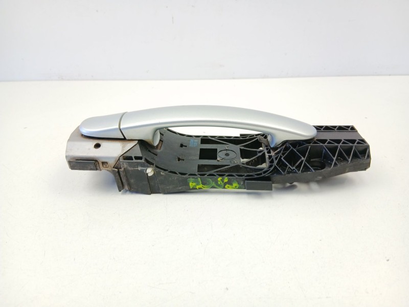 Recambio de manilla trasera derecha para skoda yeti (5l) 2.0 tdi 4x4 referencia OEM IAM 3T0837885D  