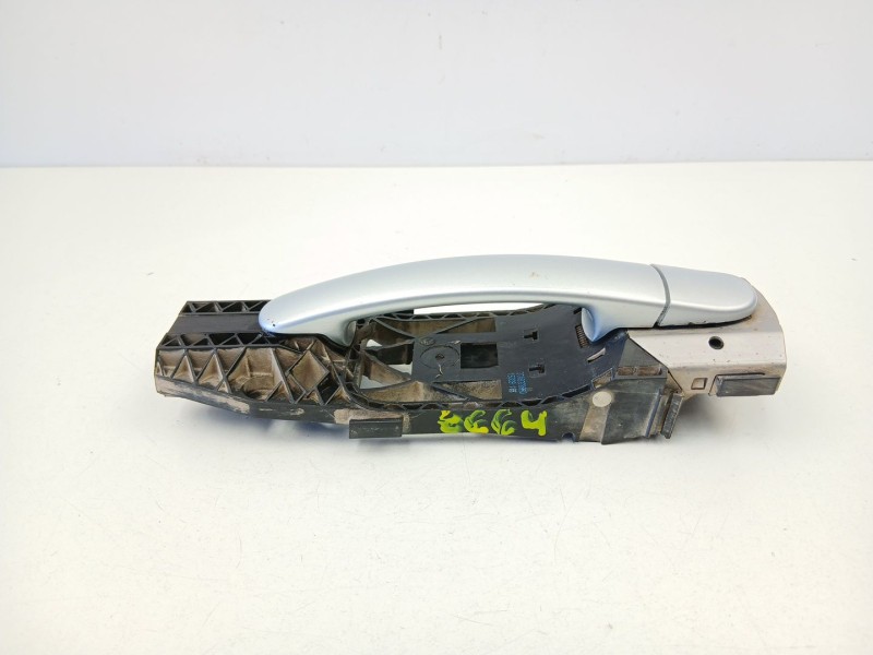 Recambio de manilla trasera derecha para skoda yeti (5l) 2.0 tdi 4x4 referencia OEM IAM 3T0837885D  