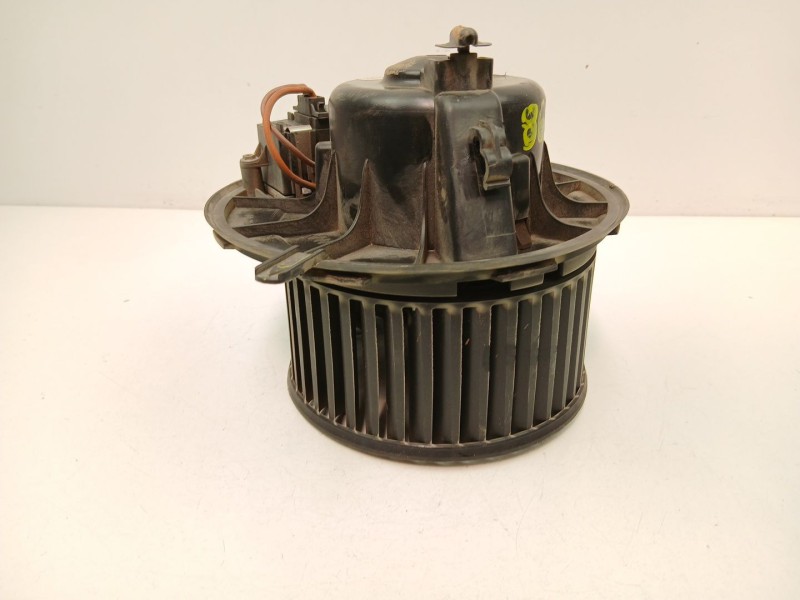 Recambio de motor calefaccion para skoda yeti (5l) 2.0 tdi 4x4 referencia OEM IAM 3C1820015N  