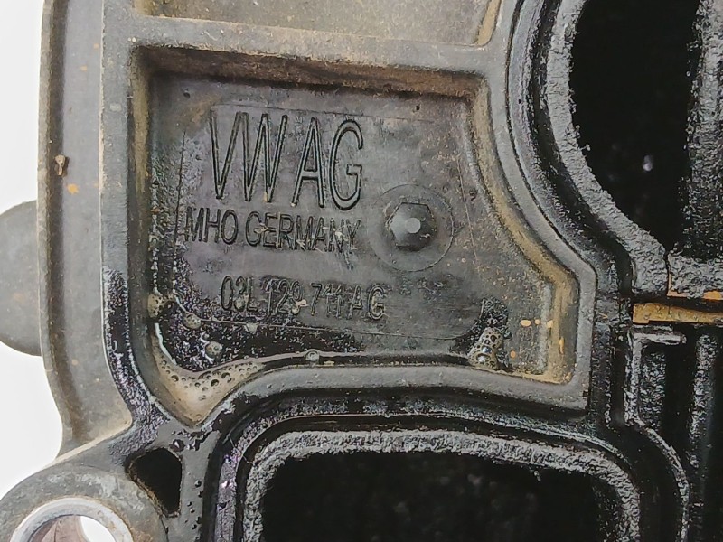 Recambio de colector admision para skoda yeti (5l) 2.0 tdi 4x4 referencia OEM IAM 03L129711AG  