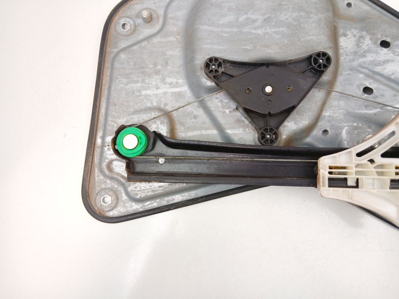 Recambio de elevalunas trasero izquierdo para skoda yeti (5l) 2.0 tdi 4x4 referencia OEM IAM 5L0839401  