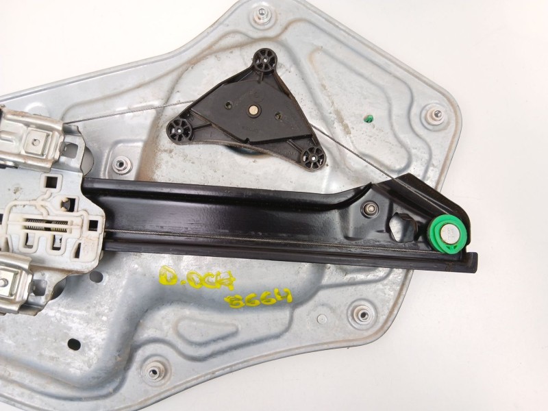 Recambio de elevalunas delantero derecho para skoda yeti (5l) 2.0 tdi 4x4 referencia OEM IAM 5L0837402  