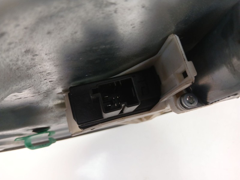 Recambio de elevalunas delantero izquierdo para skoda yeti (5l) 2.0 tdi 4x4 referencia OEM IAM 5L0837401  