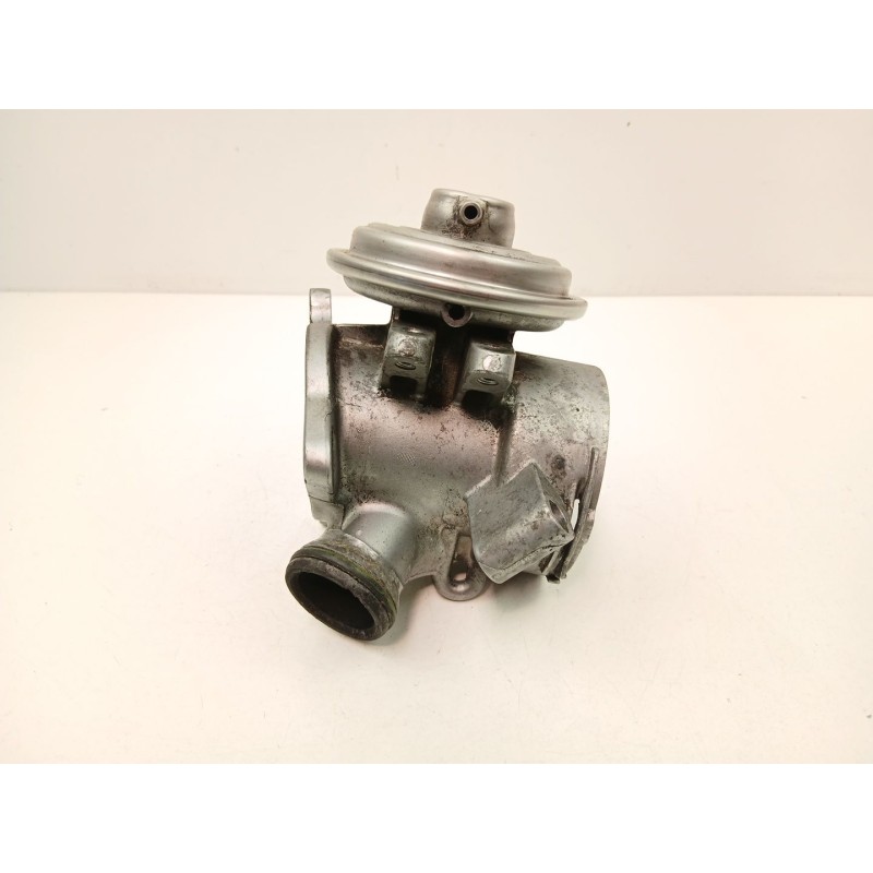 Recambio de valvula egr para mercedes-benz clase c (w203) c 220 cdi (203.006) referencia OEM IAM A6110900754  